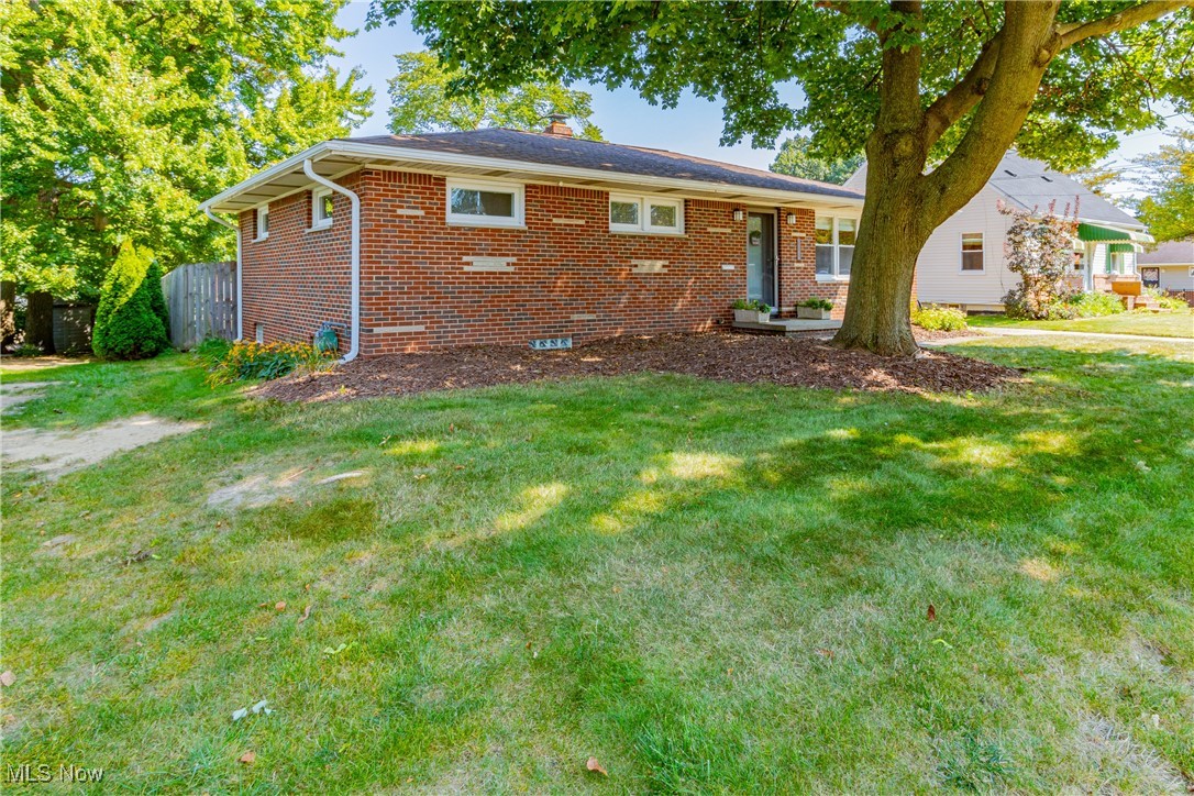 431 Stanley Road Akron, OH 44312 - Photo 27 of 29 Ranch-style house featuring a front lawn