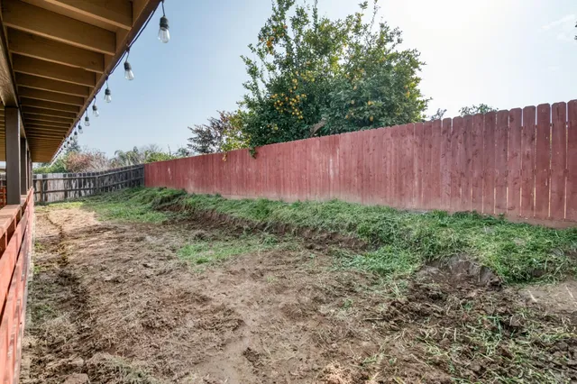 $394,900 | 983 Church Avenue, Sanger, CA 93657