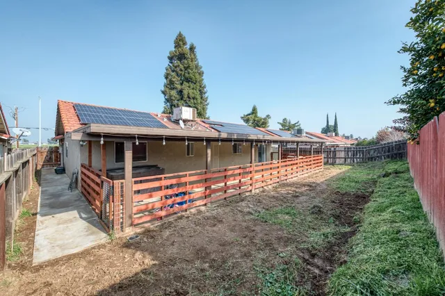 $394,900 | 983 Church Avenue, Sanger, CA 93657