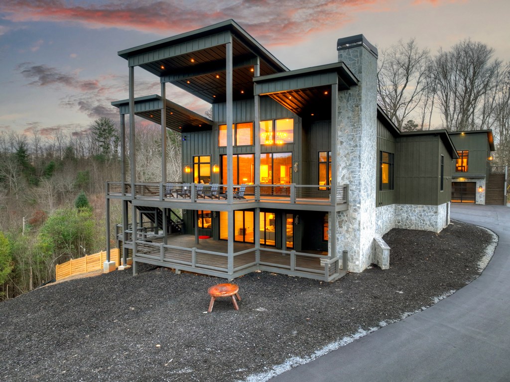 156 Coles Crossing Road Mineral Bluff, GA 30559 - Photo 5 of 97