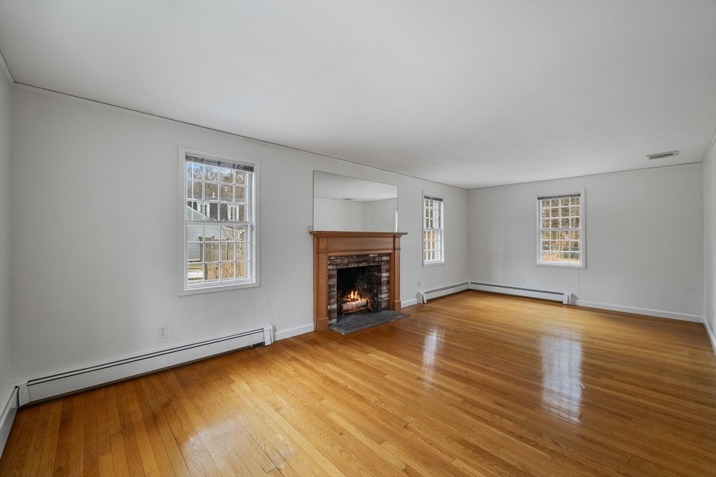 17 Longmeadow Road Hingham, MA 02043 - Photo 15 of 36 Gallery Image 15