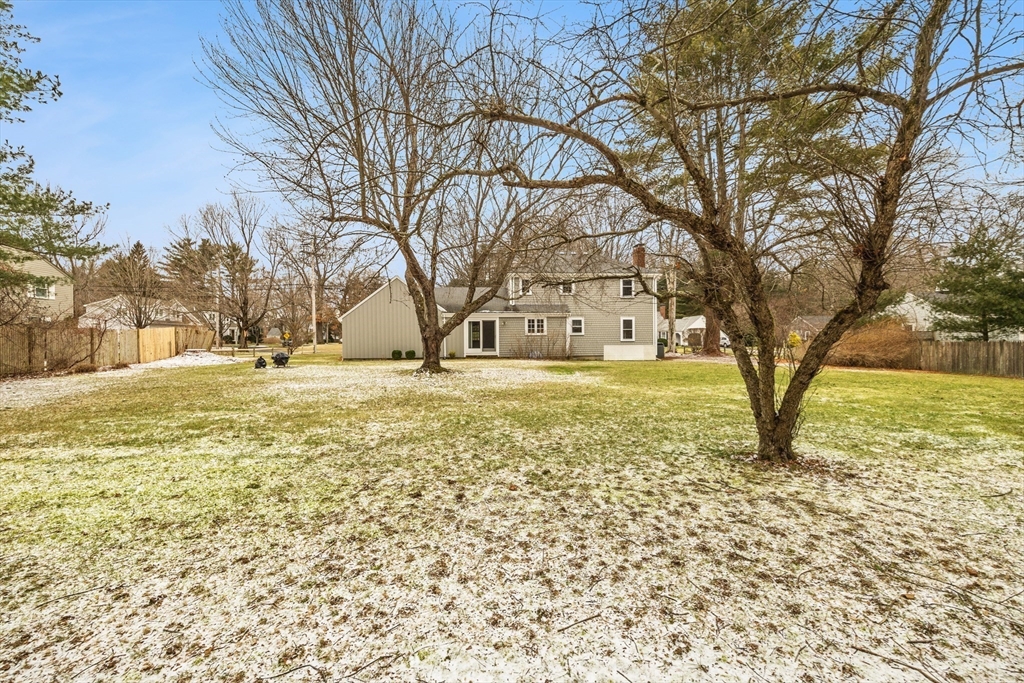 17 Longmeadow Road Hingham, MA 02043 - Photo 3 of 36 Gallery Image 3