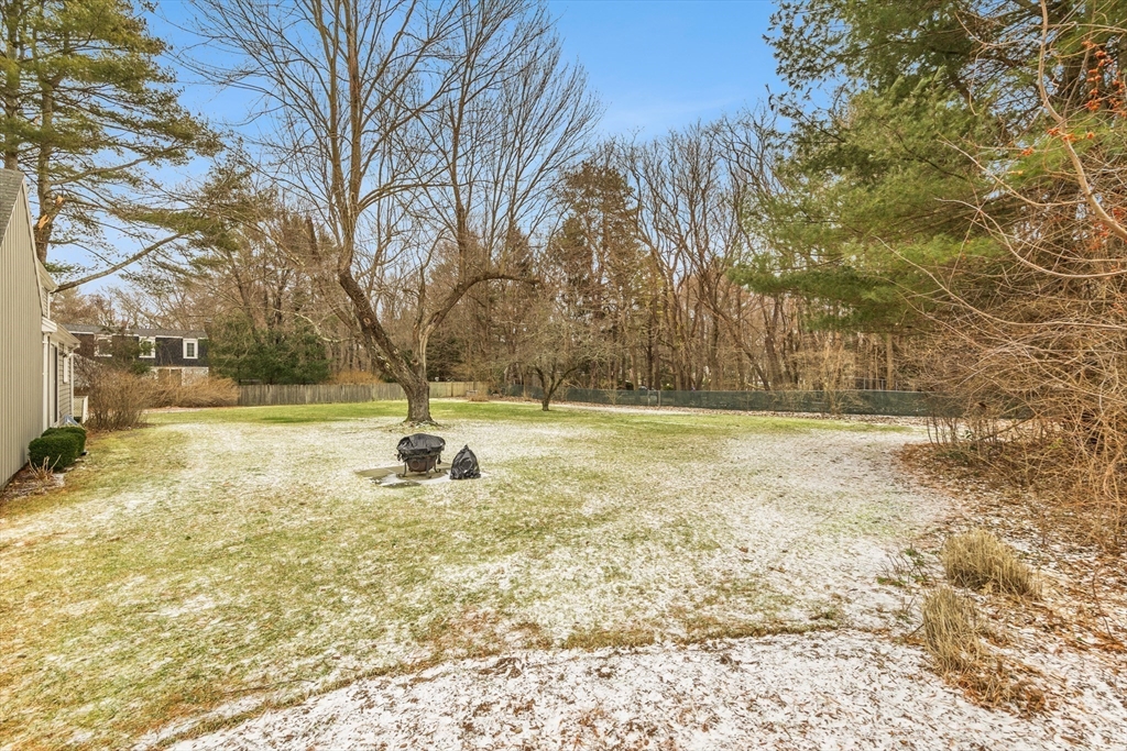 17 Longmeadow Road Hingham, MA 02043 - Photo 4 of 36 Gallery Image 4