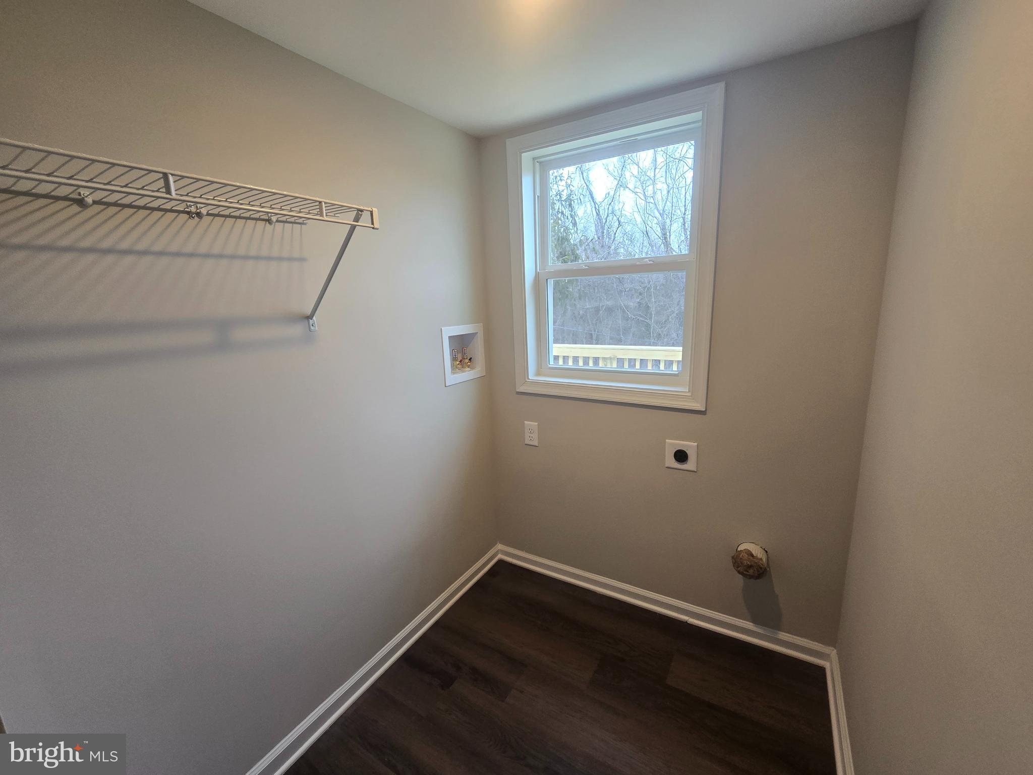 183 Engle Road Harpers Ferry, WV 25425 - Photo 16 of 31 Gallery Image 16