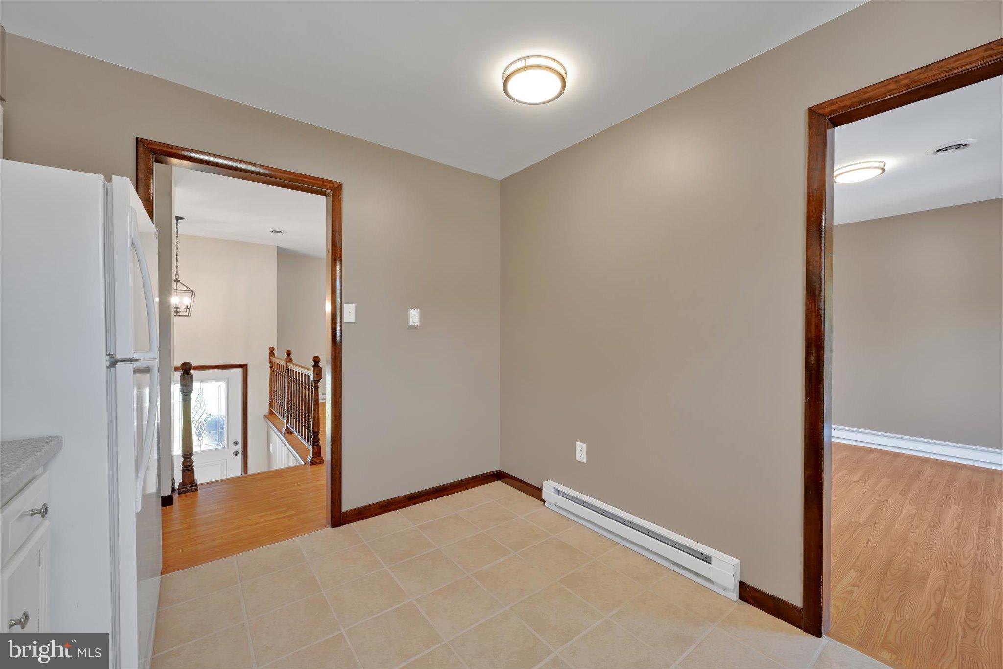 34 Fairland Road Manheim, PA 17545 - Photo 17 of 41 Breakfast Area