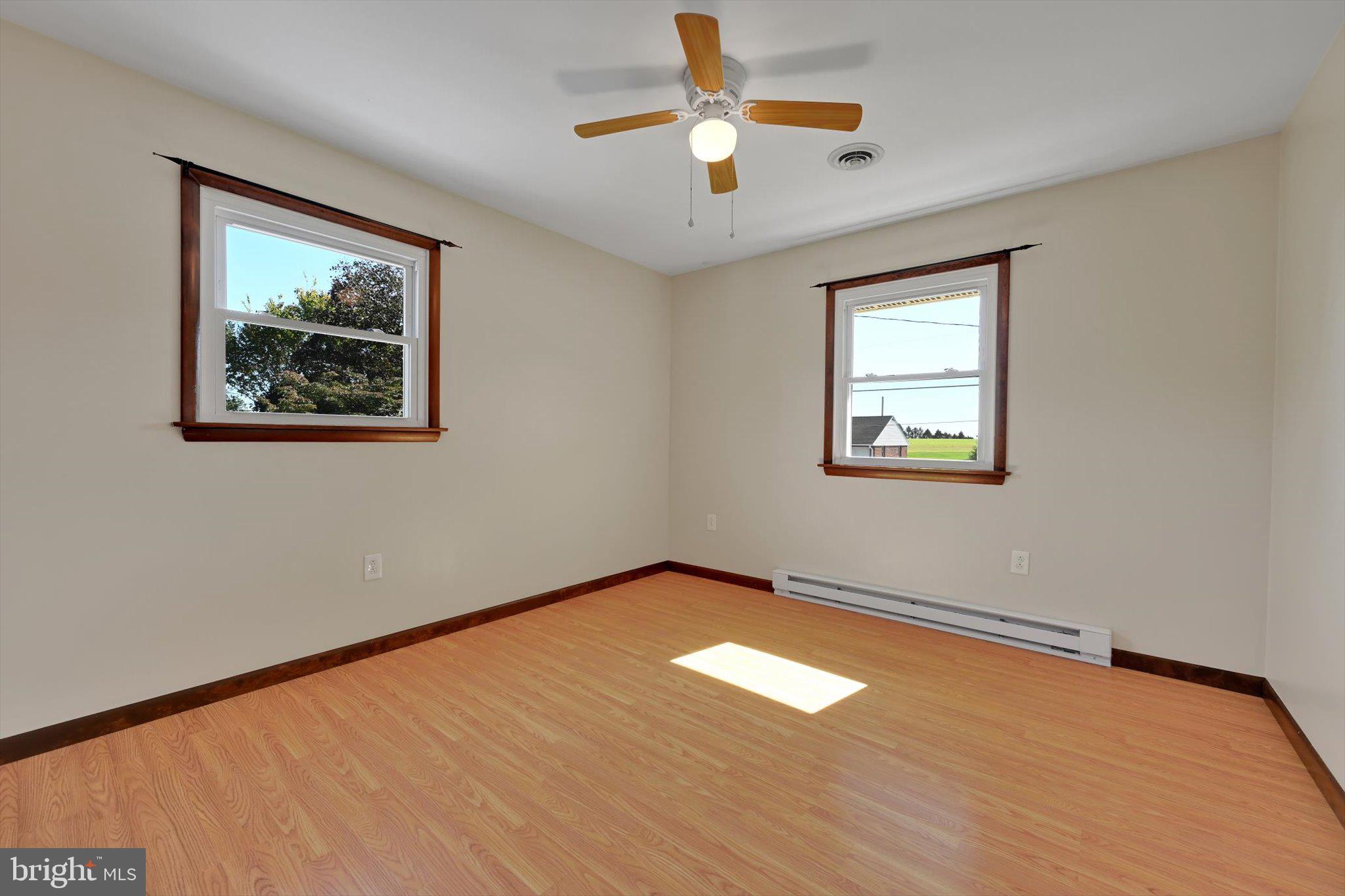 34 Fairland Road Manheim, PA 17545 - Photo 21 of 41 Bedroom #2
