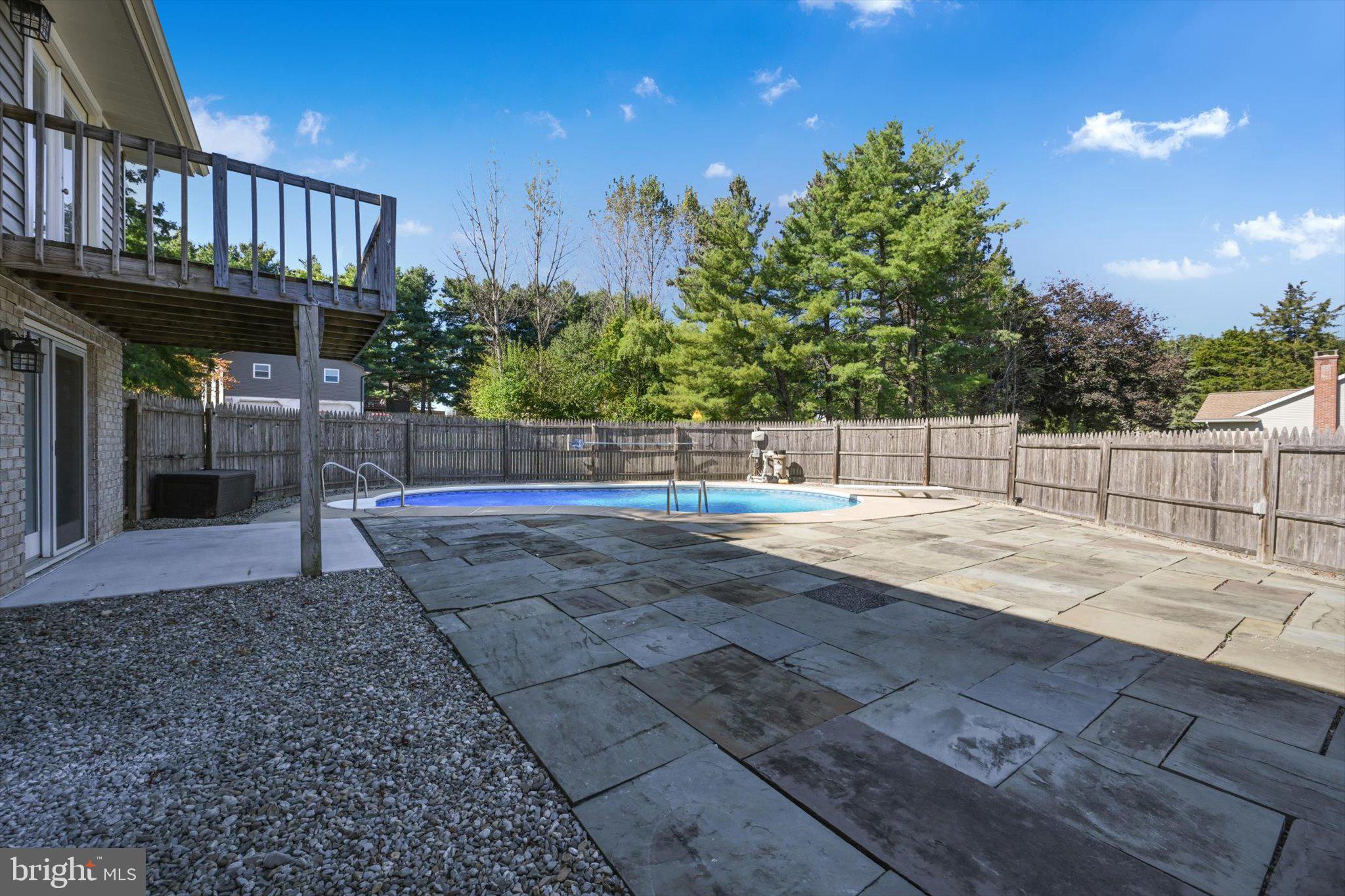 34 Fairland Road Manheim, PA 17545 - Photo 33 of 41 Patio & Pool