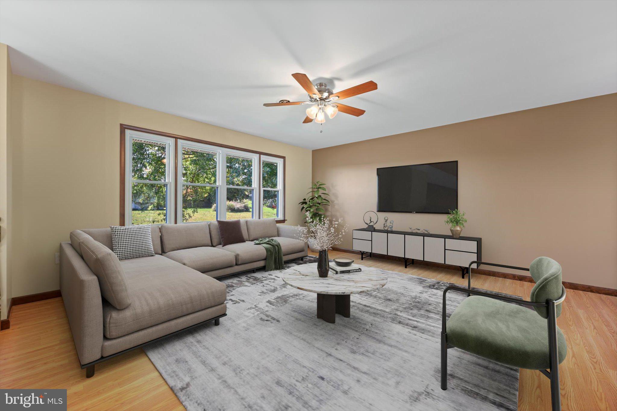 34 Fairland Road Manheim, PA 17545 - Photo 9 of 41 Virtual Staged