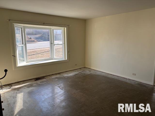 1012 South 15th Street Quincy, IL 62301 - Photo 7 of 12