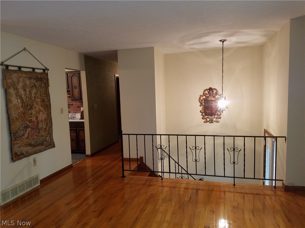 3024 Rockefeller Road Wickliffe, OH 44092 - Photo 10 of 31 Gallery Image 10