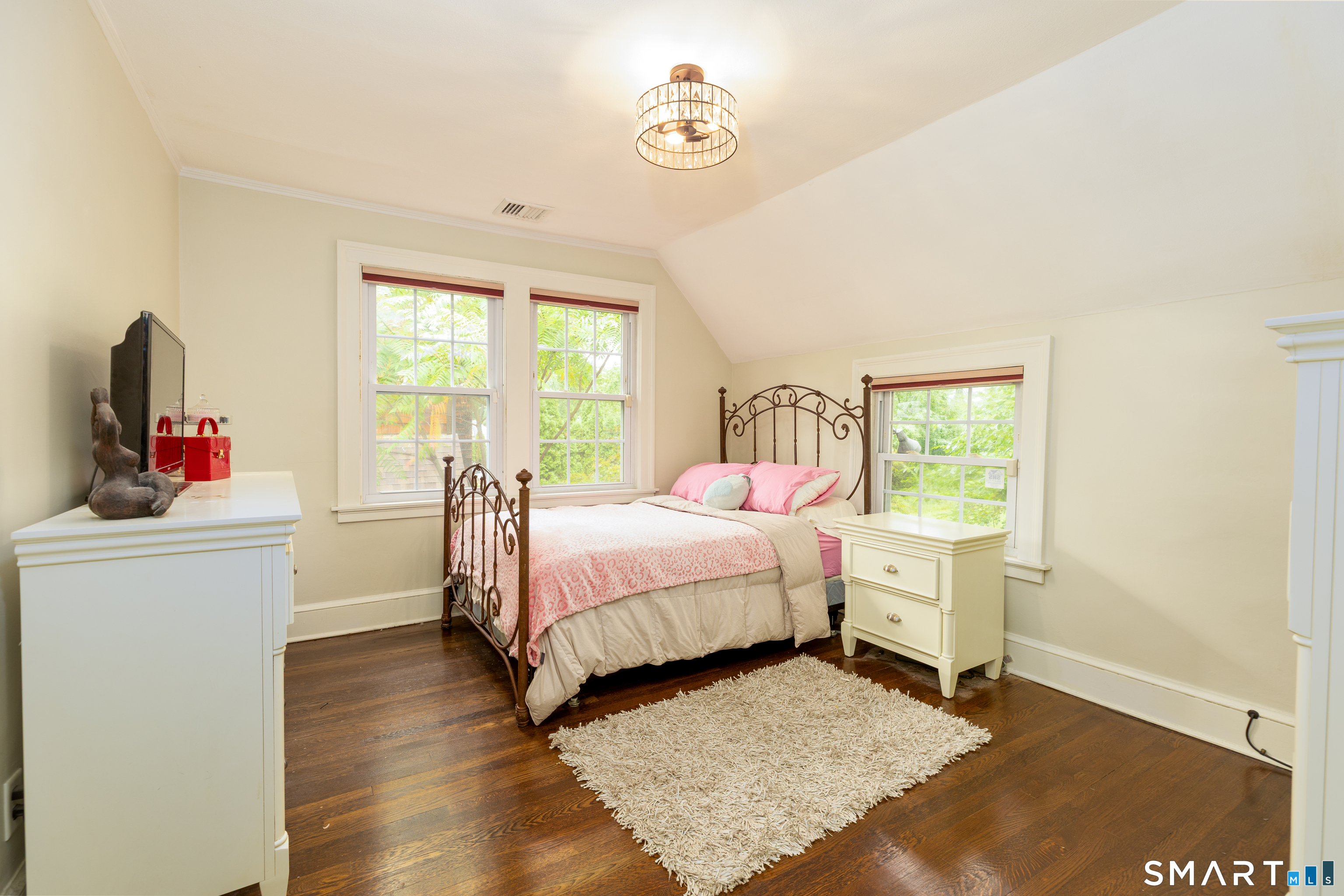 110 Foxcroft Road West Hartford, CT 06119 - Photo 24 of 36 Gallery Image 24