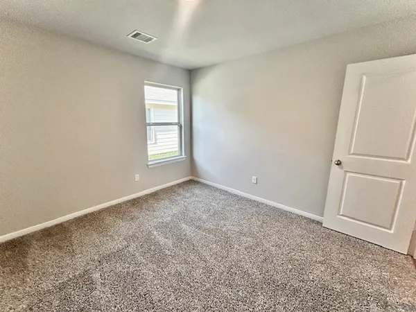 $2,200 | 5334 Samuel Run, Bryan, TX 77807