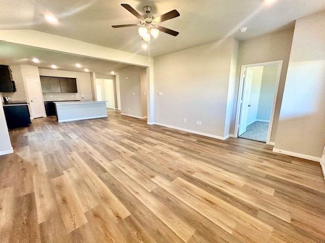 5334 Samuel Run Bryan, TX 77807 - Photo 4 of 20