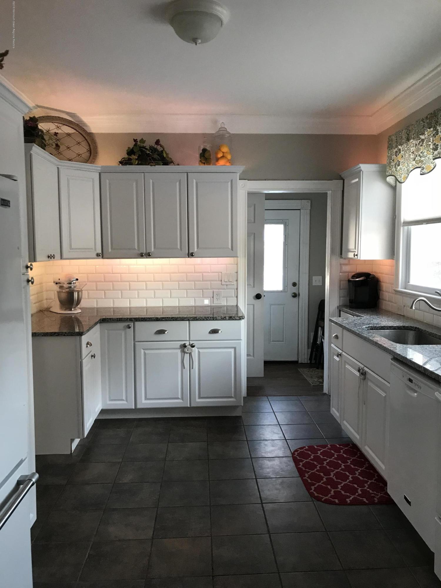 46 West George Street Freehold, NJ 07728 - Photo 10 of 26 IMG_3245