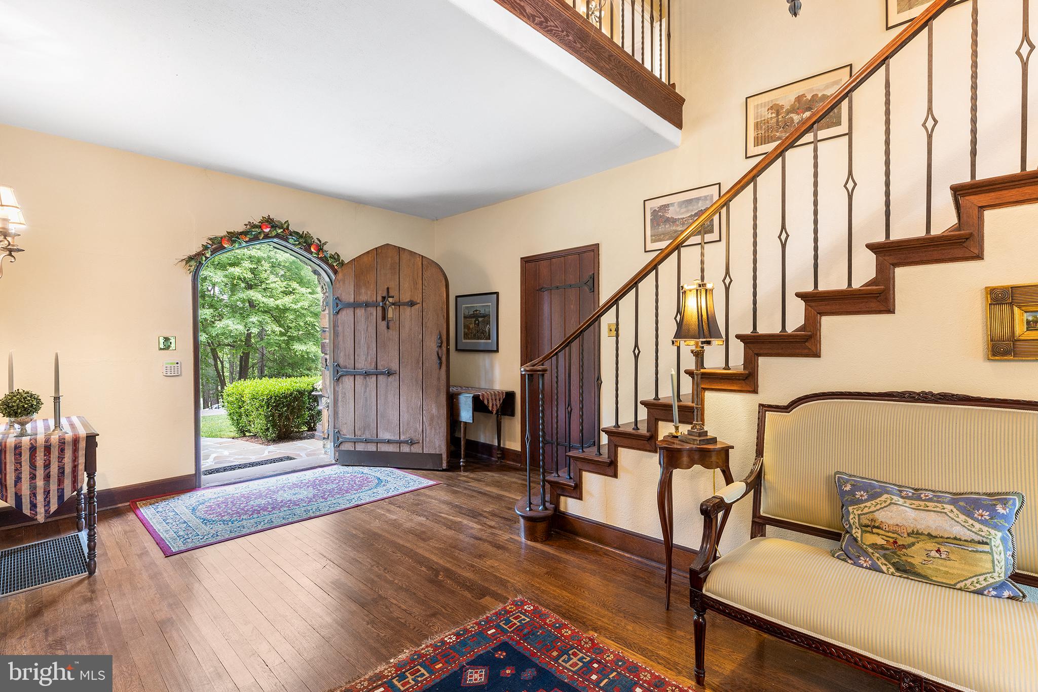 479 Cassatt Road Berwyn, PA 19312 - Photo 7 of 59 Foyer