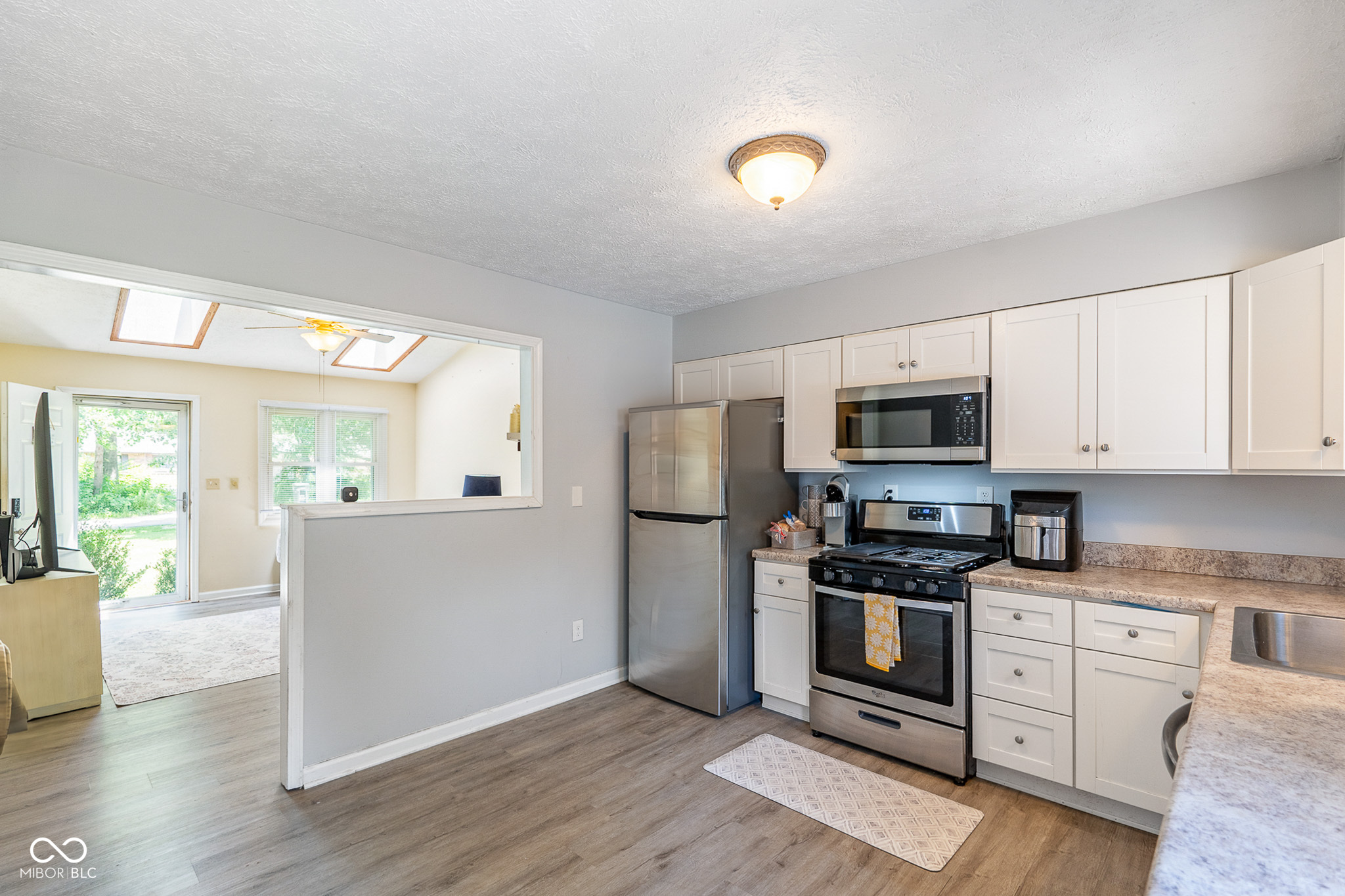 2751 East Midland Road Indianapolis, IN 46227 - Photo 5 of 33