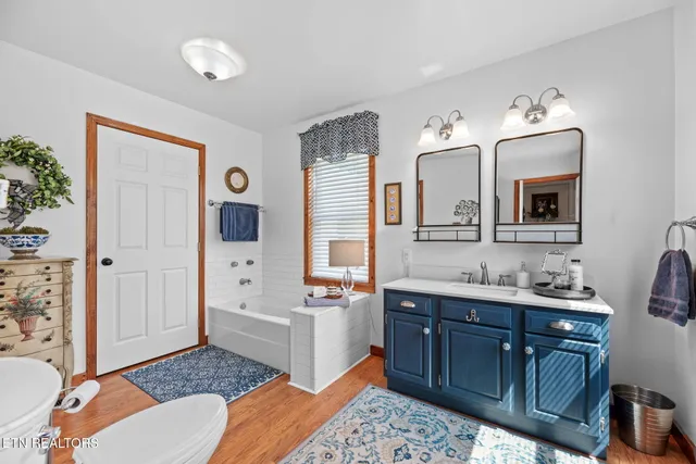 $1,194,000 | 1292 Deer Lodge Highway, Sunbright, TN 37872