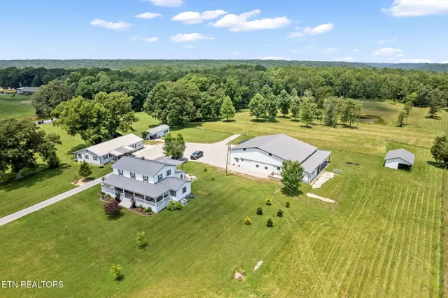 $1,194,000 | 1292 Deer Lodge Highway, Sunbright, TN 37872