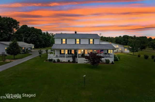 $1,194,000 | 1292 Deer Lodge Highway, Sunbright, TN 37872