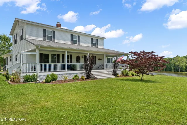 $1,194,000 | 1292 Deer Lodge Highway, Sunbright, TN 37872