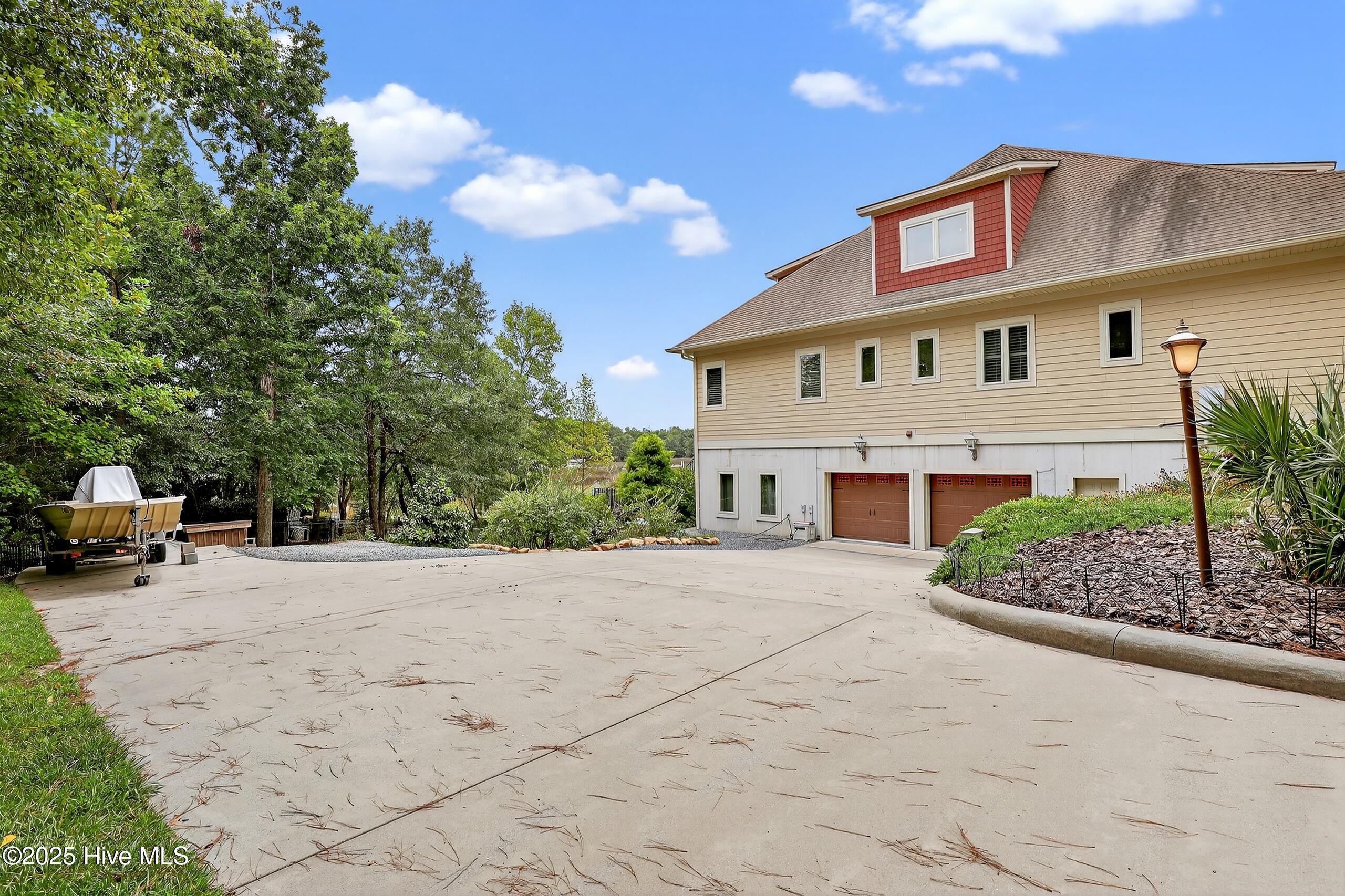244 White Oak Bluff Road Stella, NC 28582 - Photo 10 of 69 006_6G8A6887