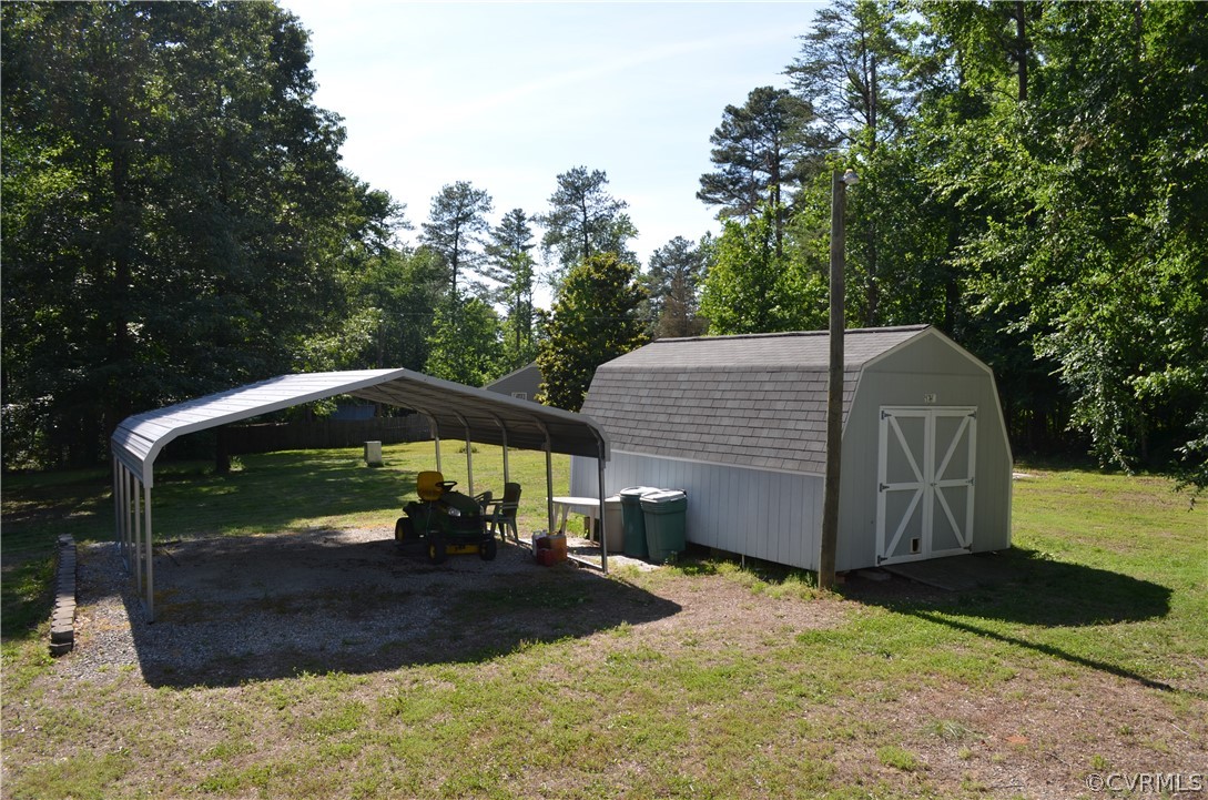 1847 Jeter Road Powhatan, VA 23139 - Photo 14 of 20 Gallery Image 14