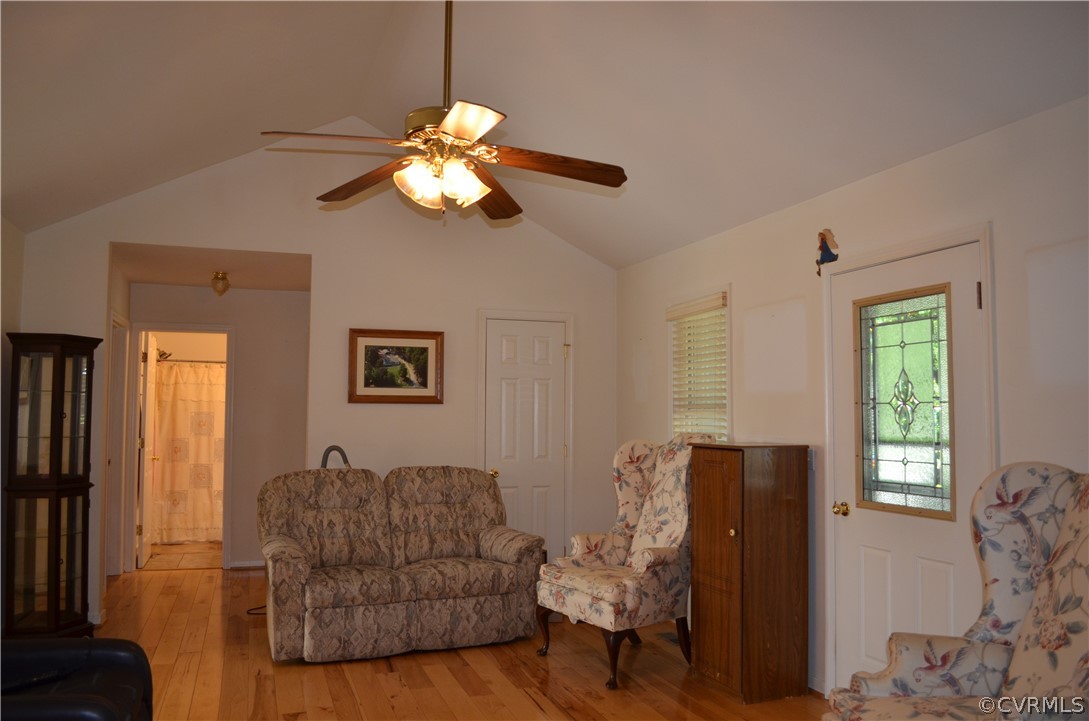 1847 Jeter Road Powhatan, VA 23139 - Photo 7 of 20 Gallery Image 7