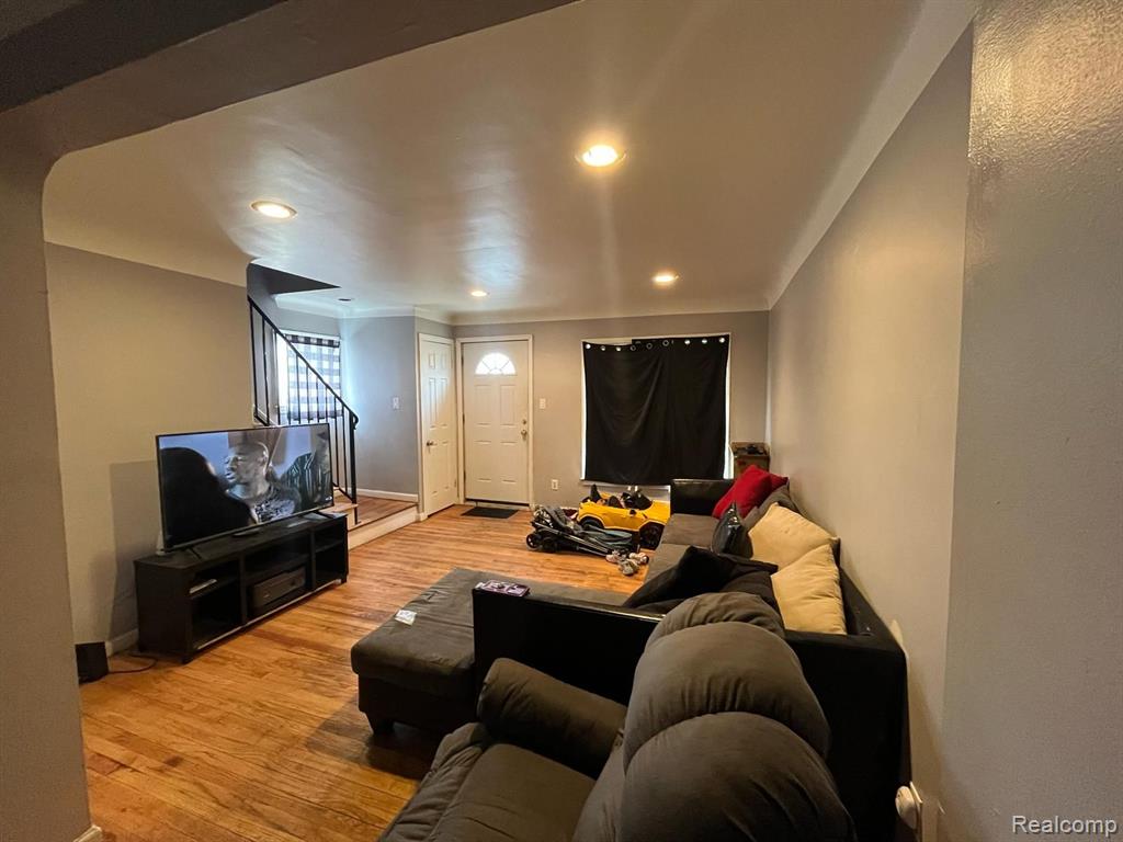 18507 Greenfield Road Detroit, MI 48235 - Photo 10 of 60