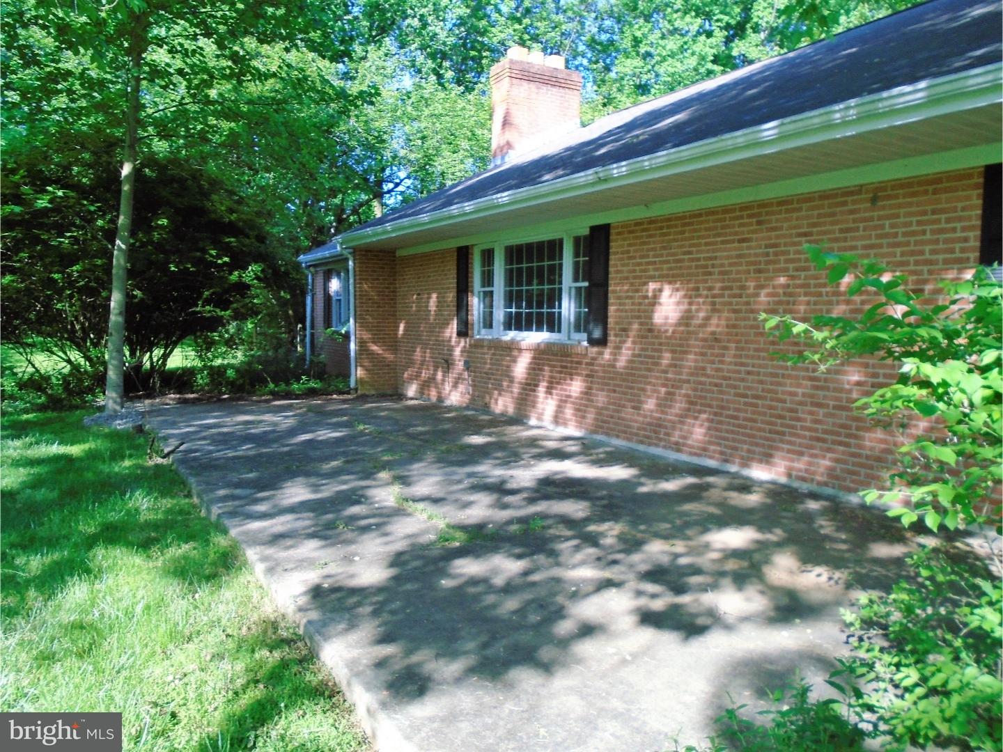 428 East Hillendale Road Chadds Ford, PA 19317 - Photo 2 of 25