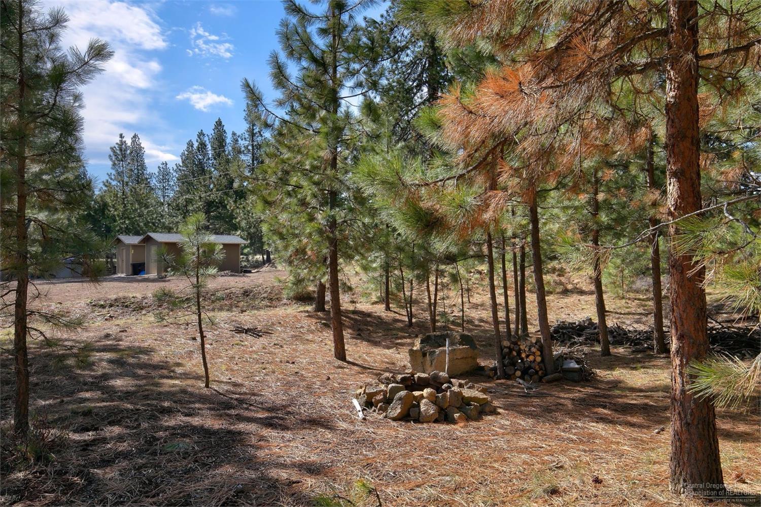 19815 Buck Canyon Road Bend, OR 97702 - Photo 23 of 25 Gallery Image 23