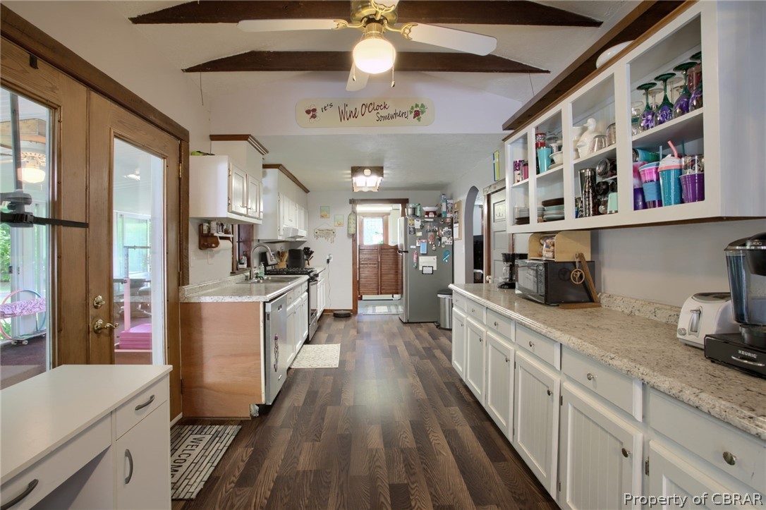 830 Ridgefield Road Mathews, VA 23109 - Photo 6 of 44 Gallery Image 6
