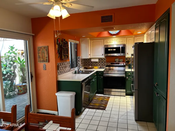 $4,500 | 37212 North Tranquil Trail, Unit 18, Carefree, AZ 85377