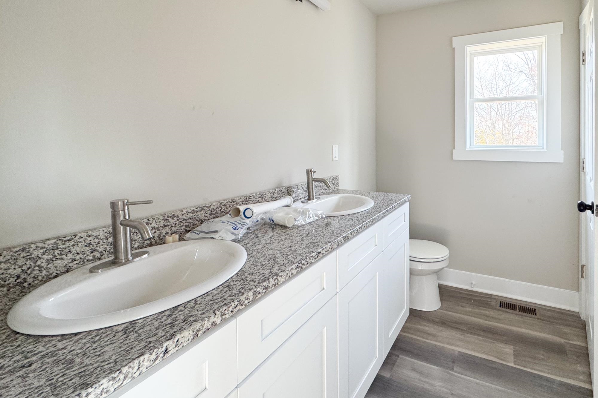 9627 Lismore Road Roscoe, IL 61073 - Photo 13 of 27 Gallery Image 13