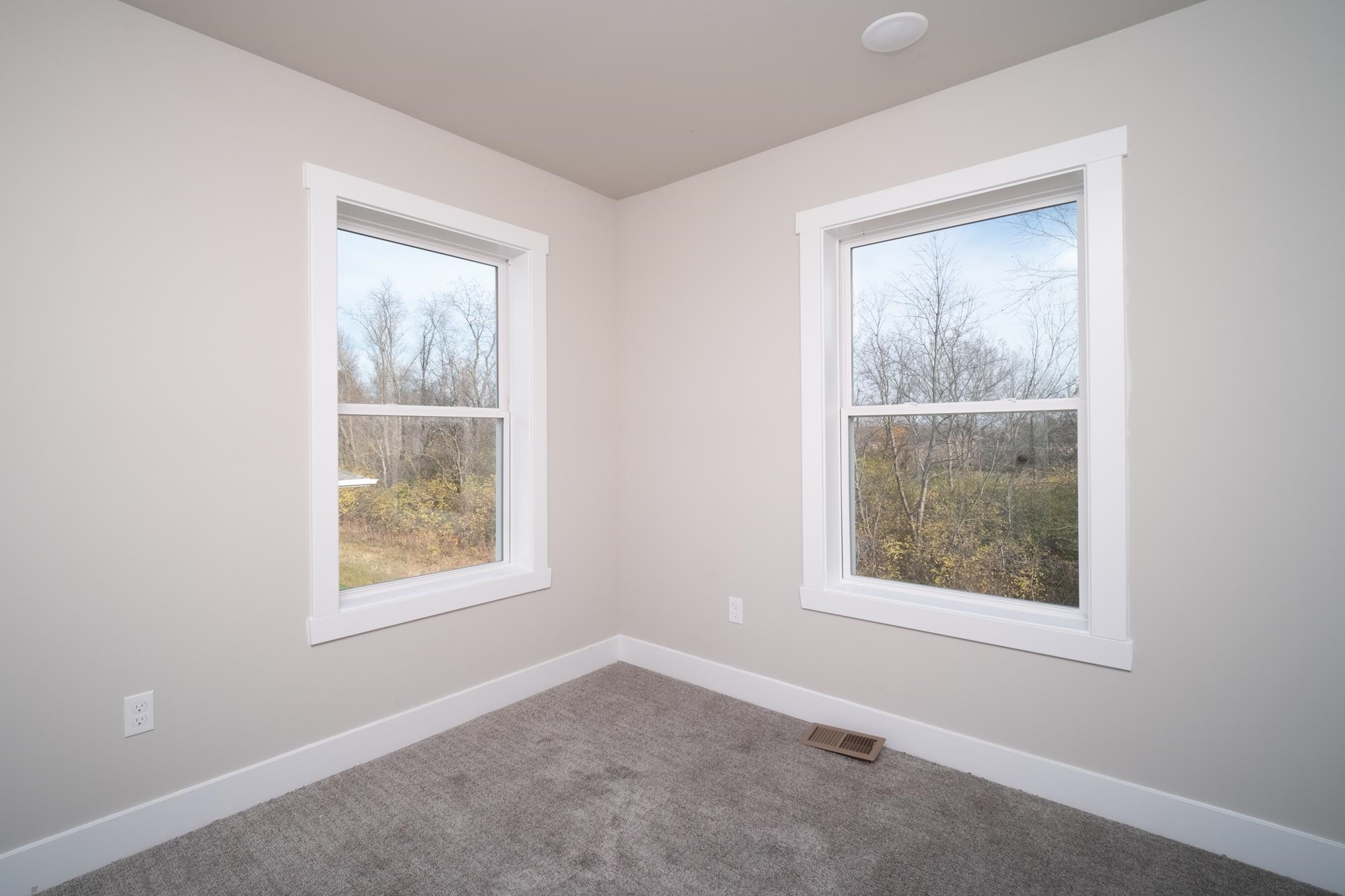 9627 Lismore Road Roscoe, IL 61073 - Photo 16 of 27 Gallery Image 16