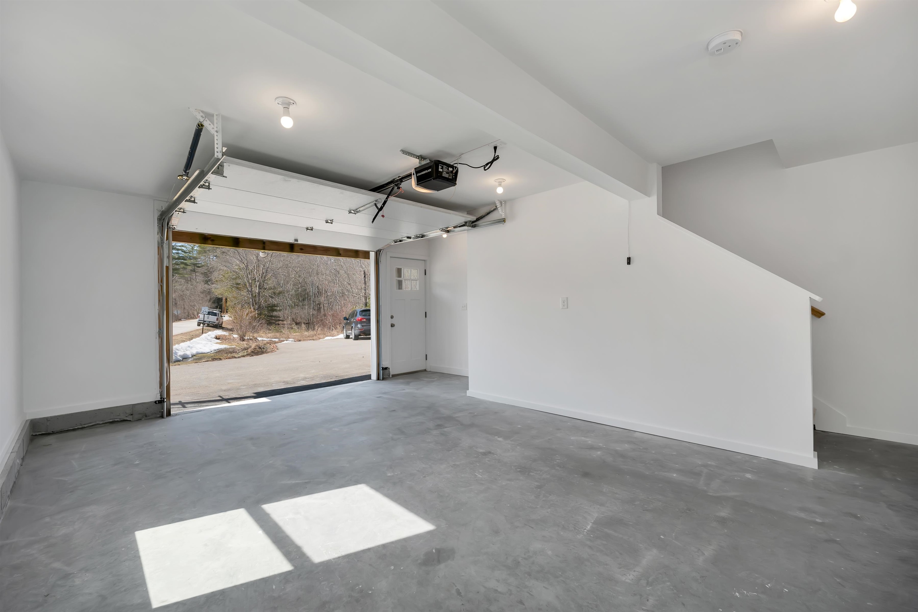 370 Stage Road, Unit 3 Nottingham, NH 03290 - Photo 35 of 40