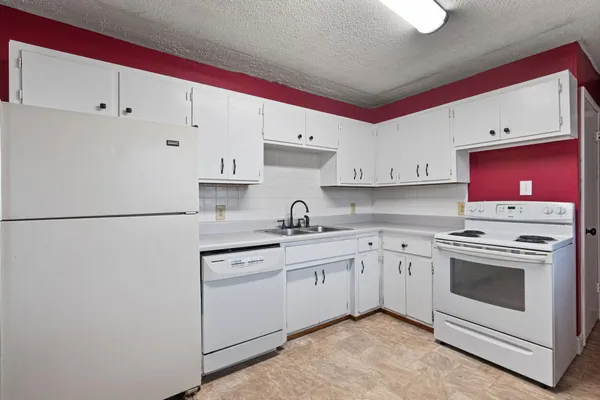 $219,900 | 110 Fairhill Avenue, Calhoun, TN 37309