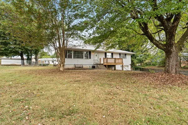 $219,900 | 110 Fairhill Avenue, Calhoun, TN 37309