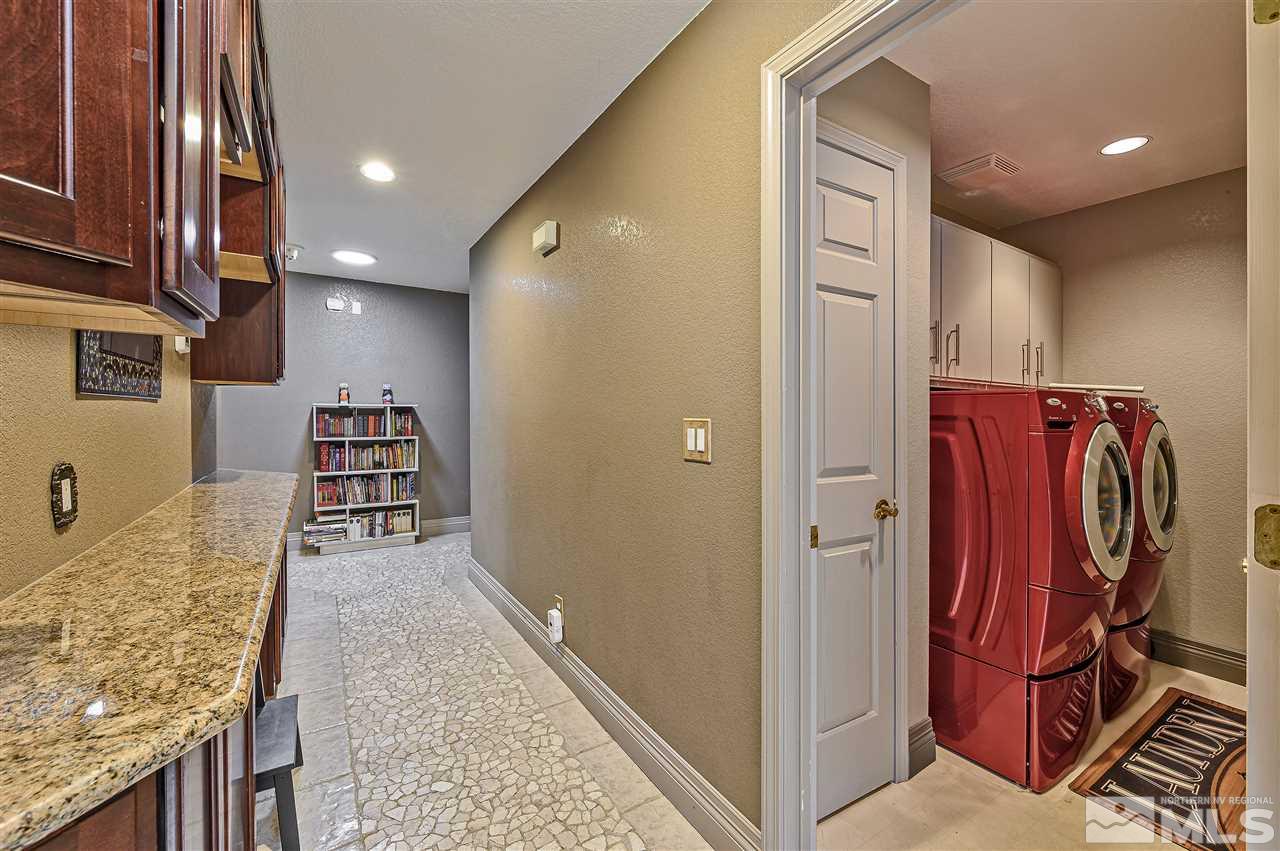 13040 Valley Springs Road Reno, NV 89511 - Photo 24 of 39 a view of a walk in closet