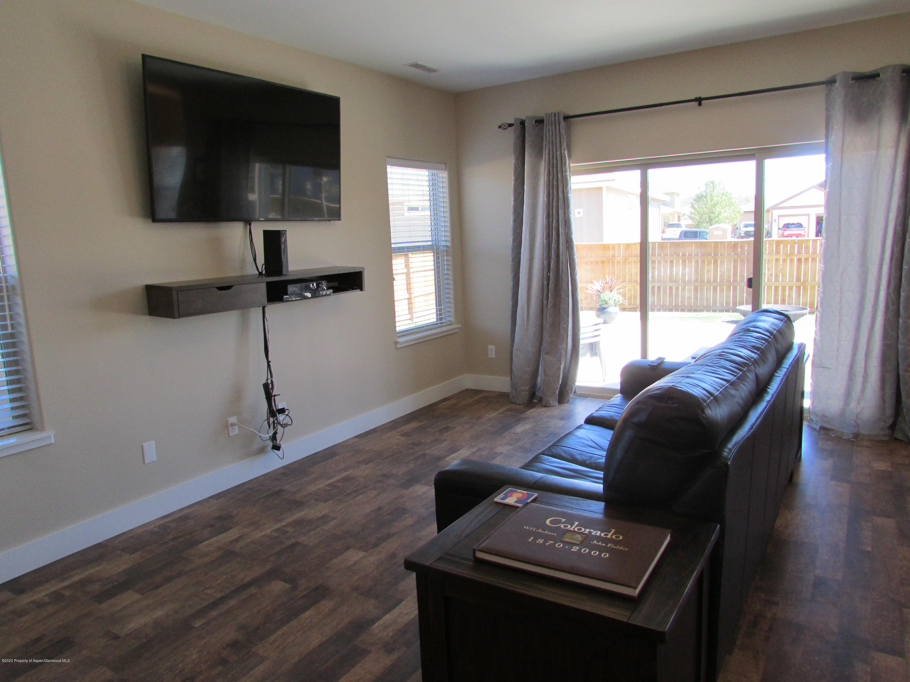 1786 Belgian Loop Silt, CO 81652 - Photo 4 of 19 Living Room