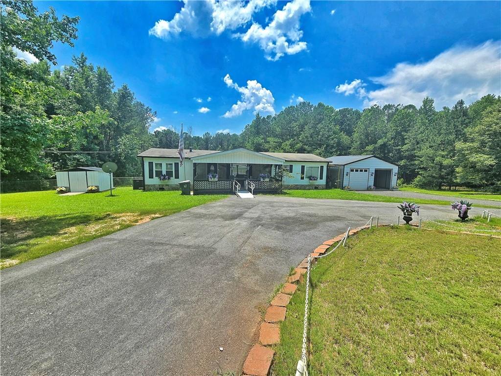 2001 Rocky Creek Road Mansfield, GA 30055 - Photo 4 of 60