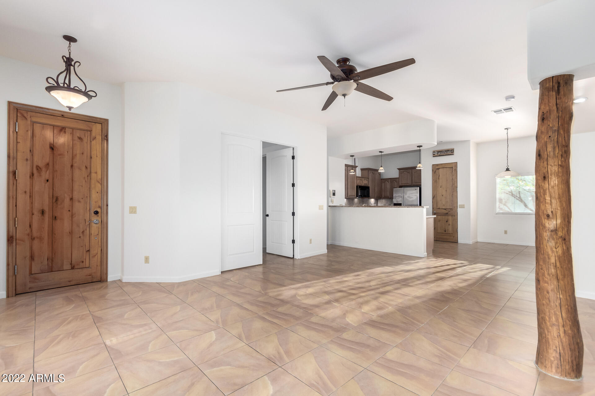 1020 East Curry Road Tempe, AZ 85288 - Photo 5 of 31 0008-08-Curry