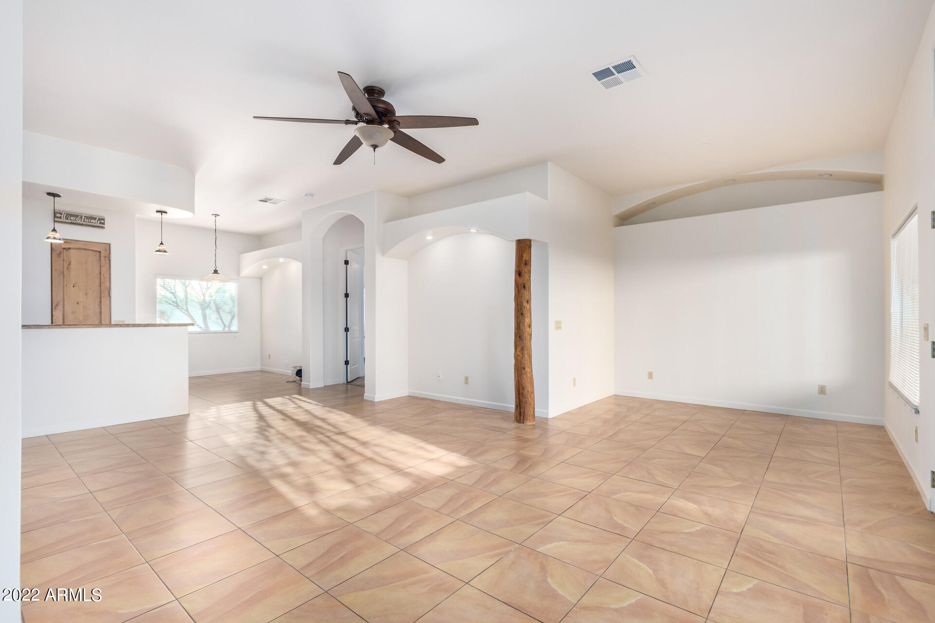 1020 East Curry Road Tempe, AZ 85288 - Photo 7 of 31 0010-09-Curry