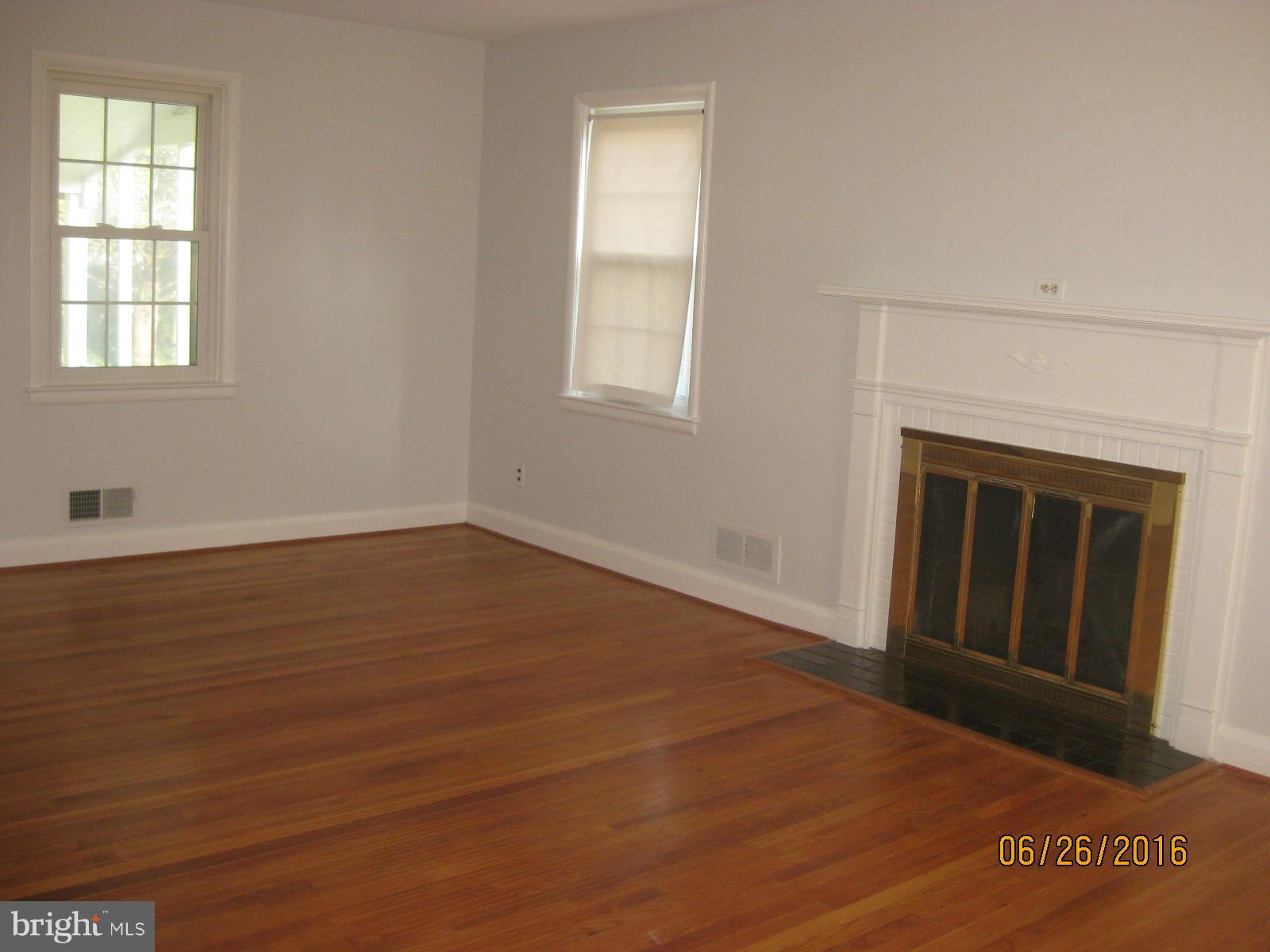 8303 Alston Road Baltimore, MD 21204 - Photo 2 of 21 Living Room
