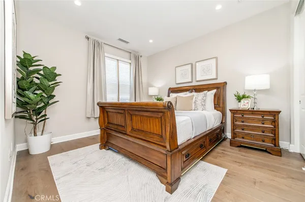 $1,995,000 | 211 Canvas, Irvine, CA 92620