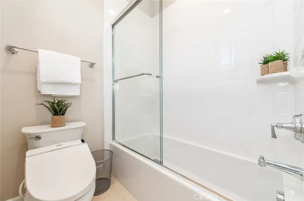 $1,995,000 | 211 Canvas, Irvine, CA 92620