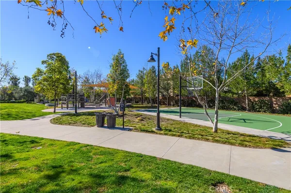 $1,995,000 | 211 Canvas, Irvine, CA 92620