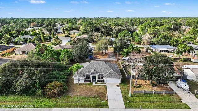 $390,000 | 2098 Jupiter Boulevard Southwest, Palm Bay, FL 32908