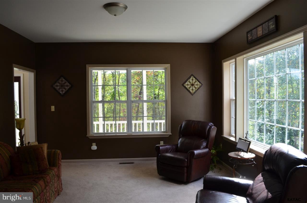 1595 Sheepbridge Road York, PA 17406 - Photo 6 of 29