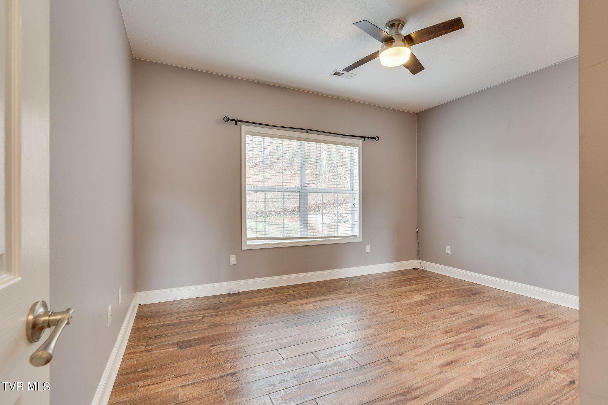 721 Powder Branch Road Elizabethton, TN 37643 - Photo 27 of 51 027