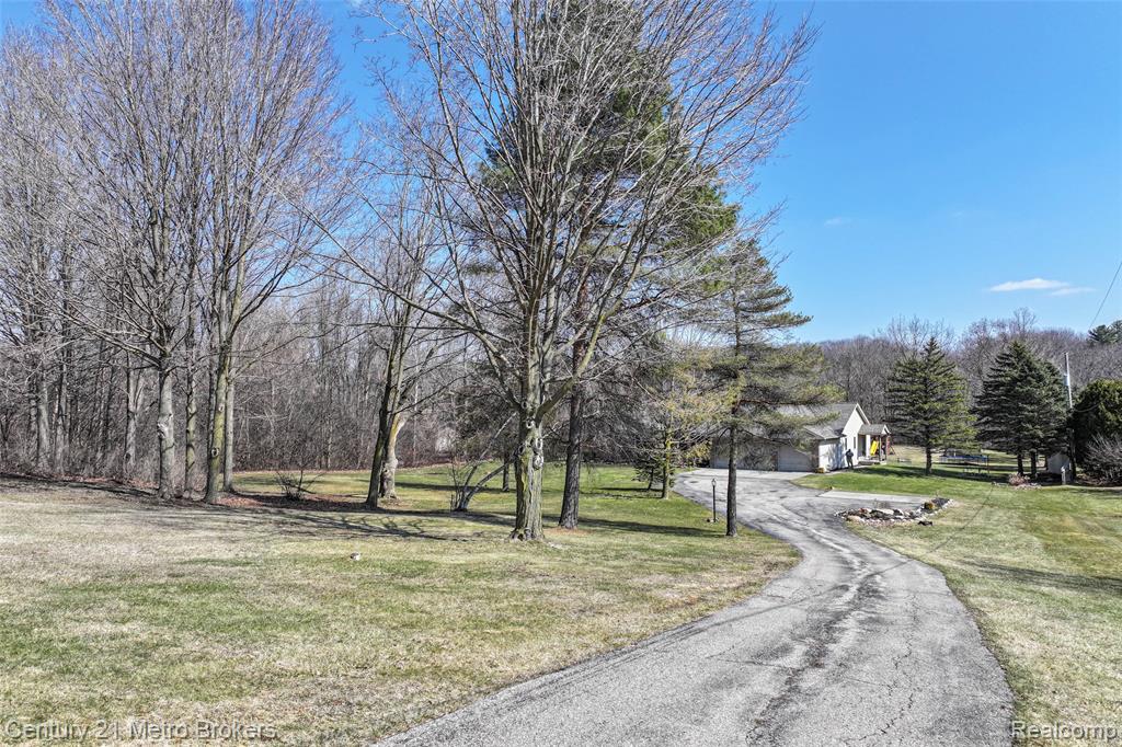 5464 North Seymour Road Flushing, MI 48433 - Photo 52 of 59